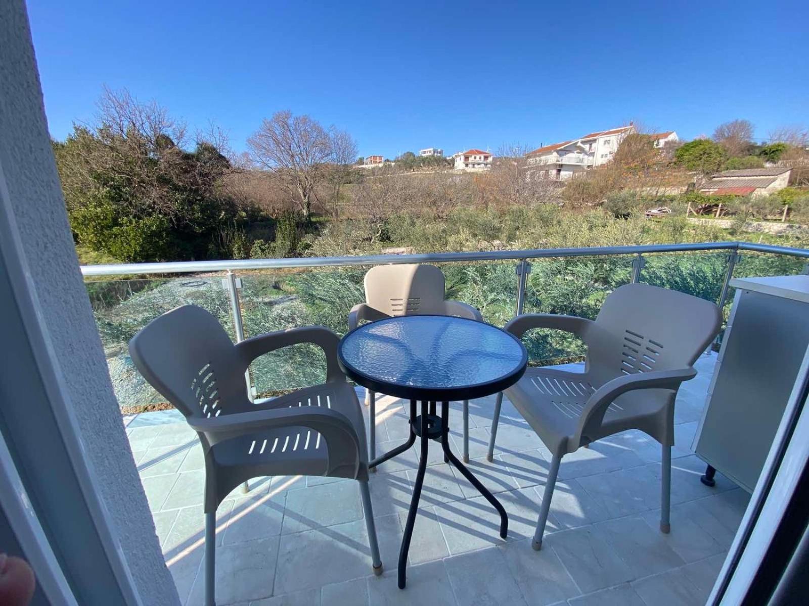 אולסינץ' Gjinaj Apartments מראה חיצוני תמונה